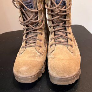 SWAT tan 9.5 C;assic boots